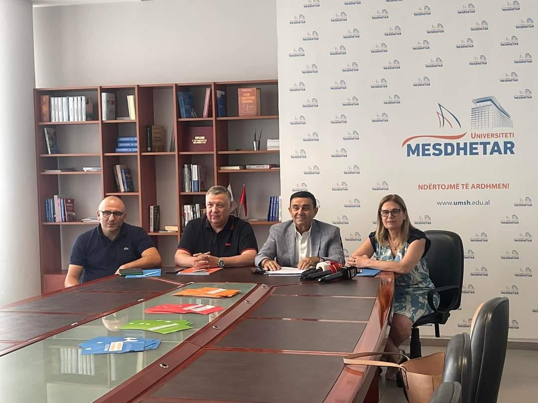 Universiteti Mesdhetar certifikohet si OJF familjare që pastron para dhe shet karton-diploma, pronar mamuthi i korrupsionit Cac Angjeli, gruaja pedagoge dhe djali drejtor