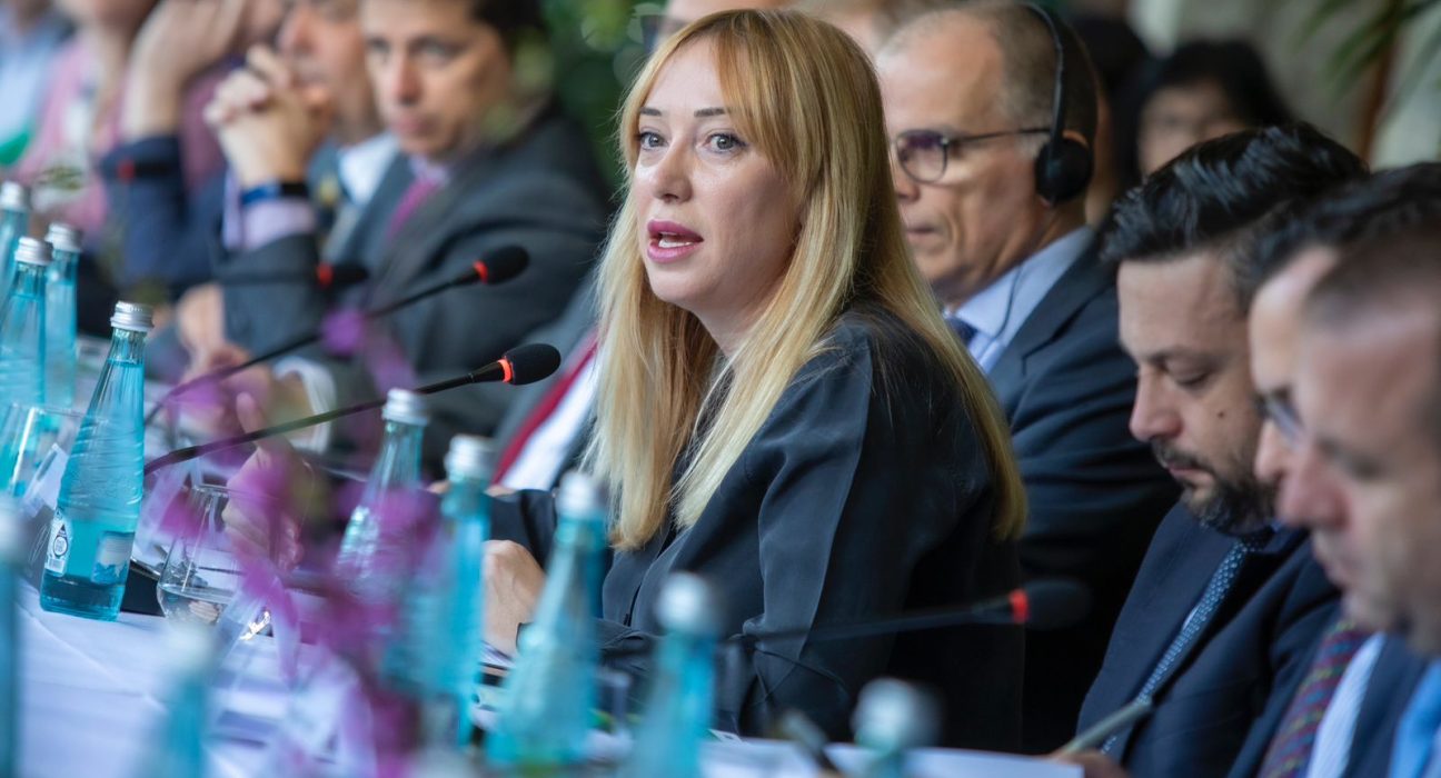 Bomba nga Brukseli/ BE pezullon fondet e bujqësisë për Shqipërinë për shkak të korrupsionit