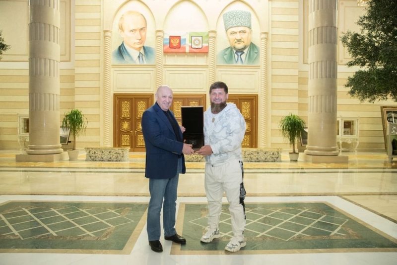 Pas Prigozhinit, a është radha e liderit çeçen Kadyrov? Çfarë metode do përdorë Putini: Helmim, hedhje nga lartësia apo aksident?!