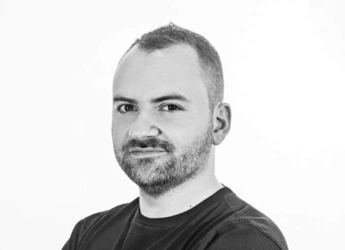 A qëndron mashtruesi italian Daniele Volpe pas disa celulave call centra nga Fieri në Tiranë?