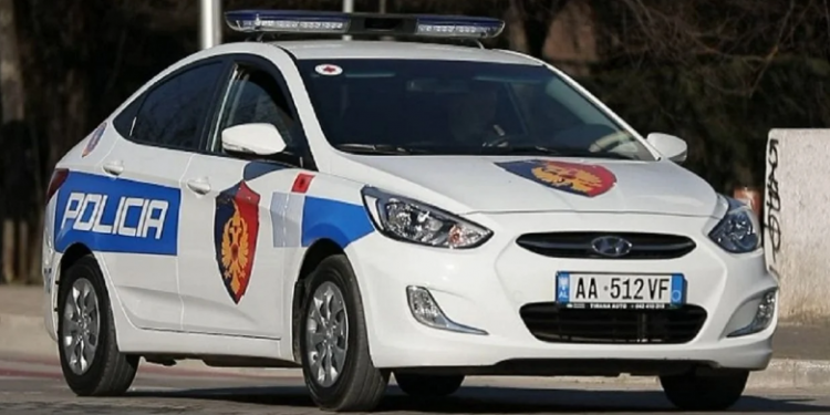 Tentoi të fuste kontrabandë medikamente me vlerë 15 mijë euro, arrestohet 54-vjeçari