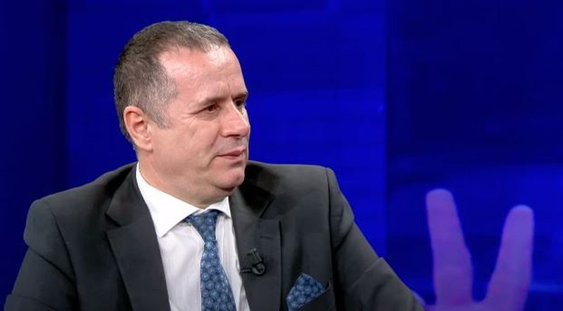 “Flija me rroba, gati për t’u arrestuar”, Laçi: Berisha ka dashur të më eliminojë. SPAK m’u duk këmbëngulës për t’i shkuar deri në fund