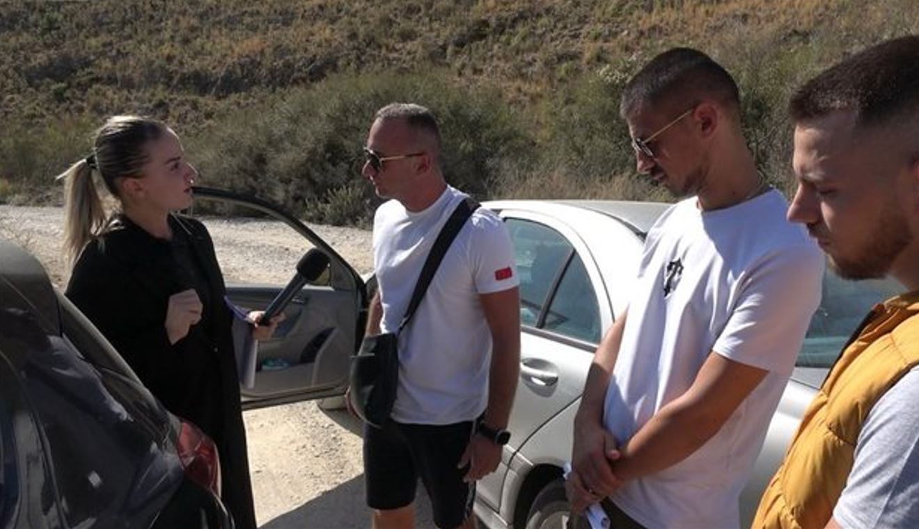 Ndodh në Himarë/ Kamarierët nuk marrin rrogat e dy muajve punë, pronari u sekuestron telefonat