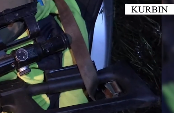 Me snajper në automjet gati për të kryer vrasje, arrestohet 21-vjeçari në Kurbin, në kërkim bashkëpunëtorët