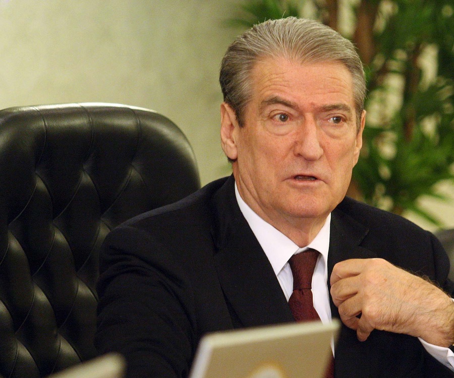Marrëdhëniet me Athinën, Berisha baltos Shqipërinë për median greke: Ne nuk i plotësojmë asnjë kriter për në BE!
