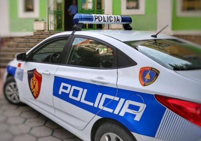 Kush është 49-vjeçarja që vrau me sëpatë bashkëshortin teksa ai flinte, në momentin e krimit në banesë ndodheshin edhe fëmijët e çiftit