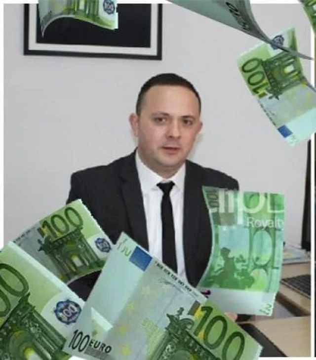 Falimentoi ujësjellësin, Kovaçit të Durrësit iu zbuluan 500 mijë euro në llogari, si po ndan fondet e fundit me ortakët e babait. Hotel me para të pista. Pse fle gjumë ILDKP?