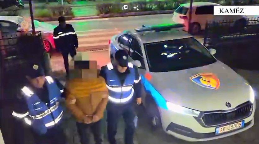 Shiste drogë në shkollat e Kamzës, arrestohet 20-vjeçari