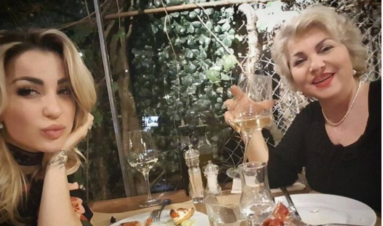 “Rita ka lindur një vajzë para meje”, Roza rrëfen historinë që e ka mbajtur sekret