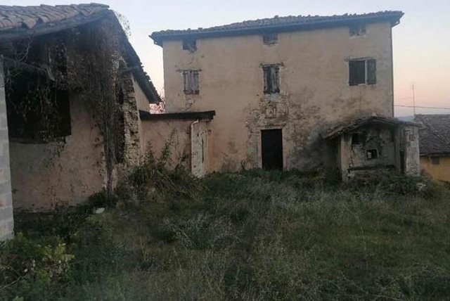 “Më kërcënuan me armë dhe më lidhën”, Rrëfimi tronditës i shqiptarit në Itali: 4 persona më rrëmbyen për orë të tëra