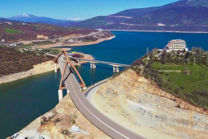 Kryeministri Rama inspekton Urën e re të Kukësit ‘Super  Vepër’