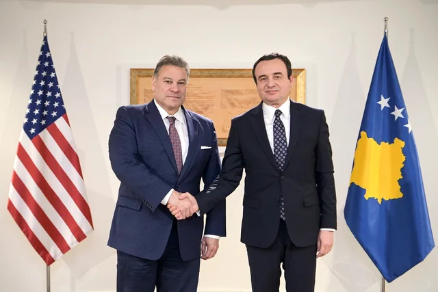Kurti pas takimit me Eskobarin: E nevojshme që Serbisë t’i kërkohet llogari për sulmin në Banjskë