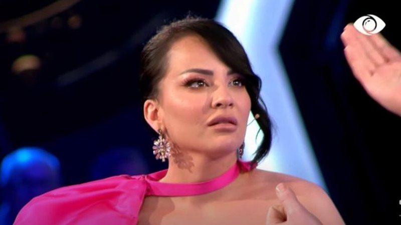“Na keni çarë…”-Shpërthen Sara Gjordeni: Nuk quhesh k*rvë me 4 lidhje. Jeni paguar që të flisni keq për mua
