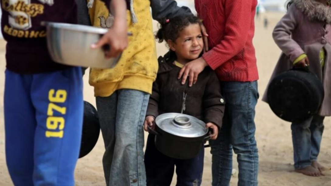 Drama në Gaza/ “Ne flasim, fëmijët po vdesìn nga uria”