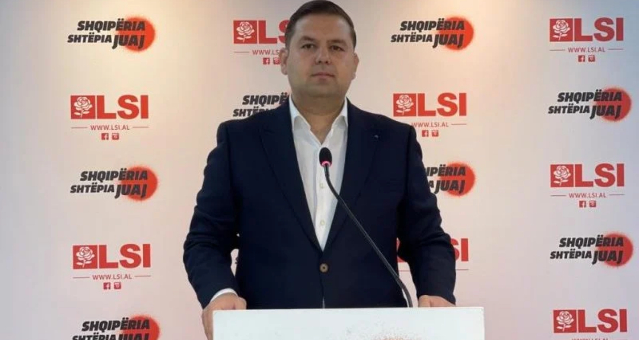 Meta foli për “laraska dhe sufllaqexhinj” në Partinë e Lirisë,Endrit Braimllari jep dorëheqjen si nënkryetar i Partisë së Lirisë