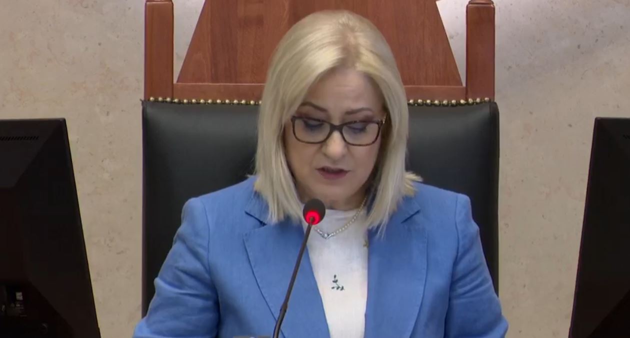 Opozita kërkoi mocion për sulmet ndaj gazetarëve, Nikolla rrëzon kërkesën