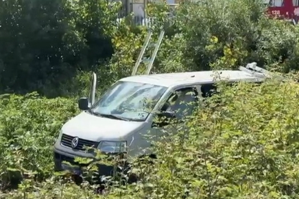 Shoferi pëson arrest kardiak teksa drejtonte furgonin e ministrisë së Shëndetësisë, humb jetën 50 vjeçari!