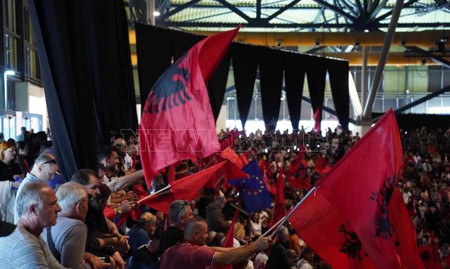 Mediat greke: Incidente mes shqiptarëve jashtë stadiumit Galatsi, mes të konfliktuarve edhe motra e Kacifas