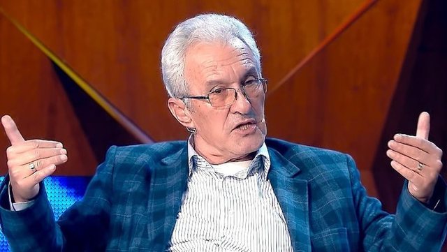 Pësoi hemorragji cerebrale, si paraqitet gjendja e poetit Agim Doçi