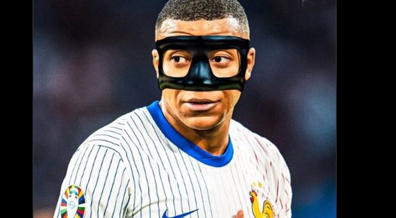 Me hundë të thyer, por nuk do të operohet… Kylian Mbappé do të luajë me maskë