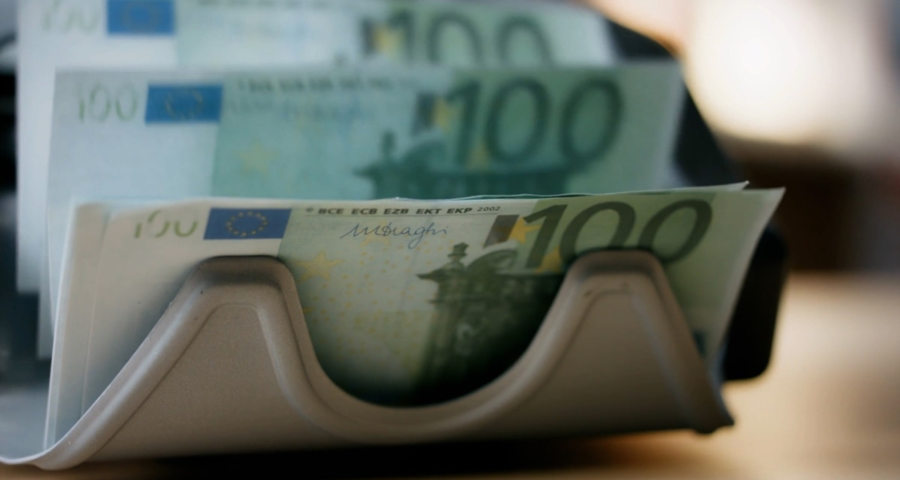 Mashtrimi me kreditë në Shqipëri! Nga hetimi i prokurorisë tek përgjegjësitë