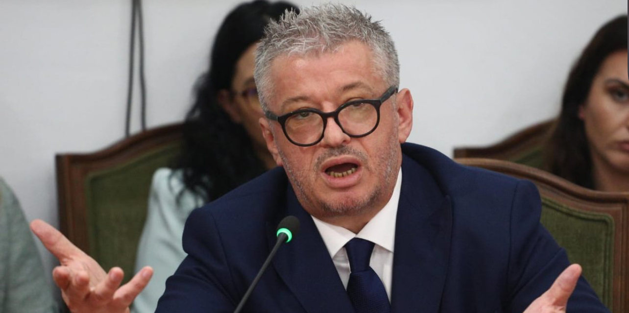 “Pse nuk e “bletë” Euro2024?” – Drejtori i Përgjithshëm i RTSH, Alfred Peza: Fitoi kush pagoi më shumë!
