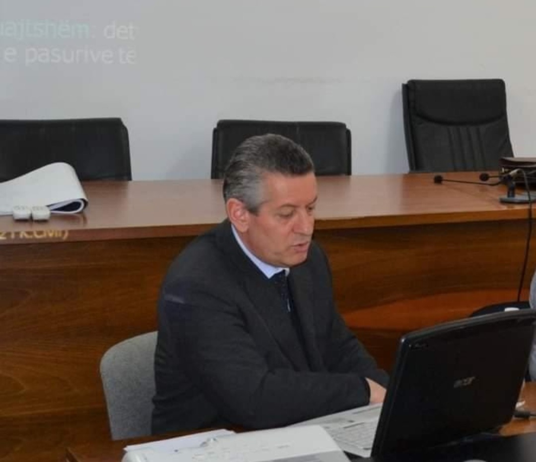 Avokati i Salillarit Kostika Çobanaqi tradhton kauzën e Sokol Mëngjesit, theu bojkotin, u përjashtua nga drejtësia si gjyqtar i korruptuar