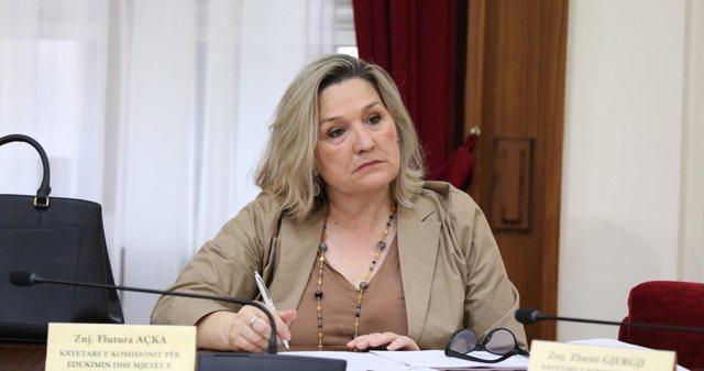 Flutura Açka largohet nga grupi parlamentar i PD-së!