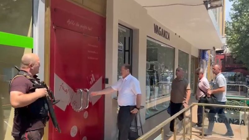 Nis sekuestrimi i shoqërive Micro Credit Albania dhe “Final”, momenti kur Policia e Krimit Ekonomik “mësyn” në zyra