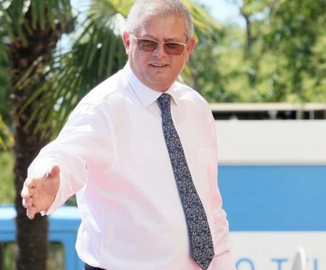 Shantazhoi biznesmenin dhe ish-deputetin e PS Vladimir Kosta, arrestohet një person në Tiranë