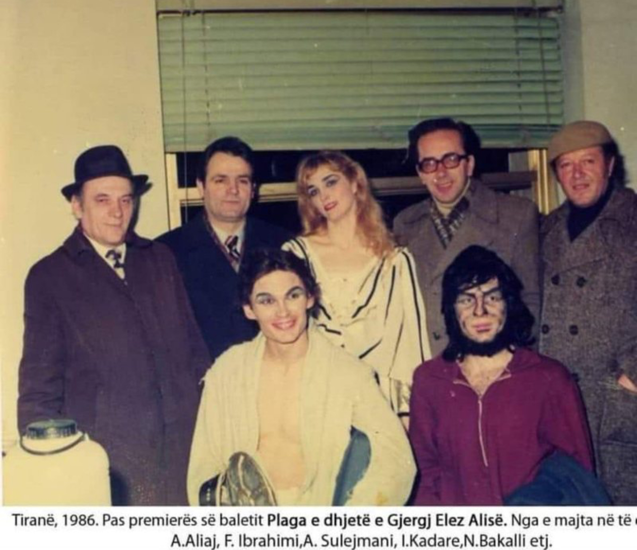 Në ditëvdekjen e Ismail Kadare, Teatri Kombëtar i Operas dhe Baletit ndan foton e rrallë dhe përcjell ngushëllimet!