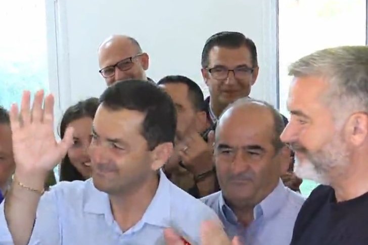 Vangjel Tavo i PS, kryetari i ri i bashkisë Himarë! Merr 1447 vota më shumë/ Djali i Belerit ndoqi procesin e numërimit deri në fund si vëzhgues