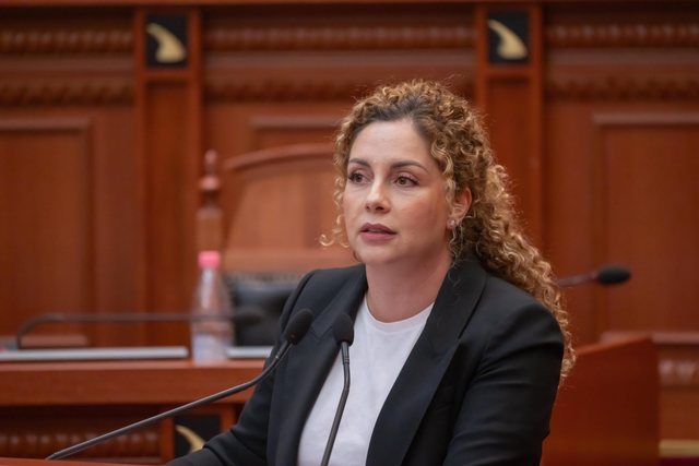 Mandati i Xhaçkës, Këshilli për Legjislacionin mblidhet më 27 gusht