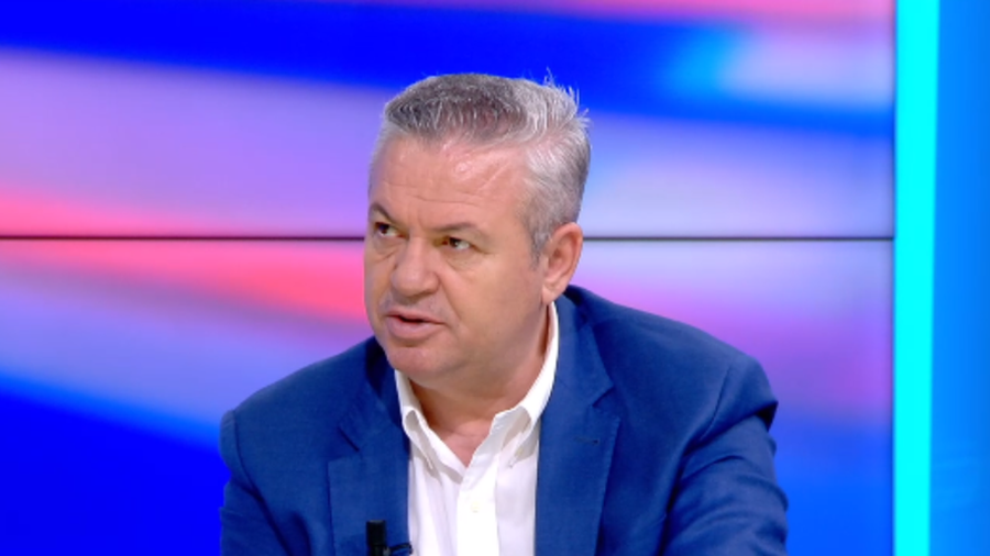 Jo vetëm për Olta Xhaçkën dhe Vullnet Sinën, firmosni sa më shpejt kërkesën për heqjen e mandatit të Klotilda Bushkës!