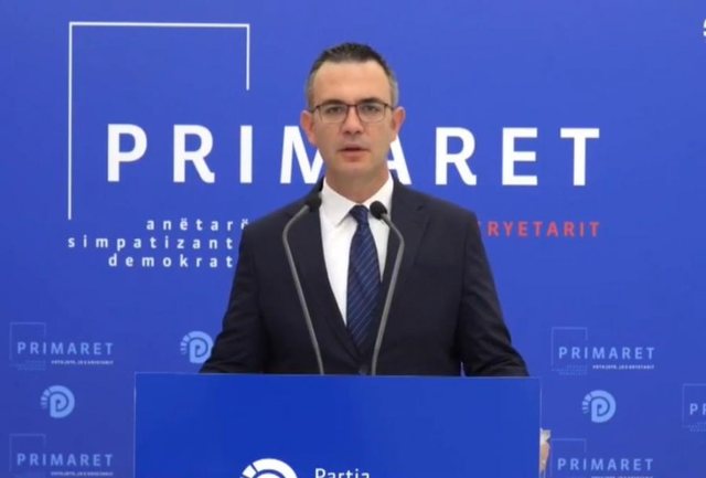 Profil/ Studenti ekselent që la SHBA-në për Shqipërinë, deputeti më i ri i Kuvendit në 2009 dhe baba i dy fëmijëve, ja kush ishte Gerti Bogdani