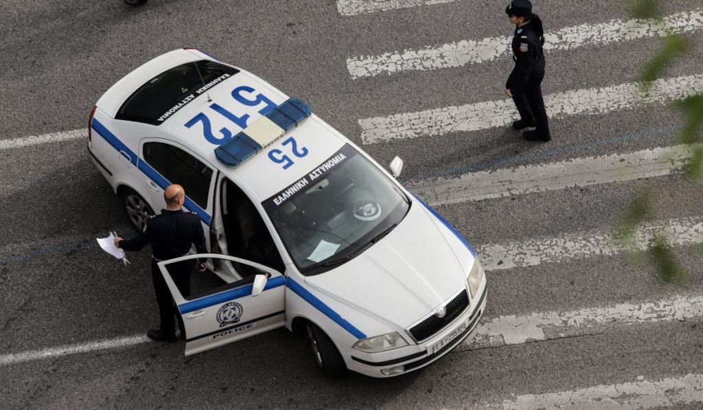 Plagoset me thikë shqiptari në Greqi, 50-vjeçari në gjendje kritike