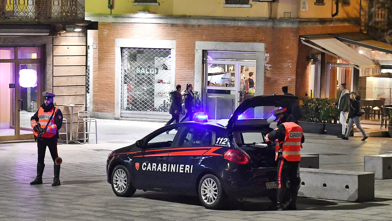 Atentat dy shqiptarëve në Itali, qëllohen me breshëri plumbash nga një motorr në lëvizje