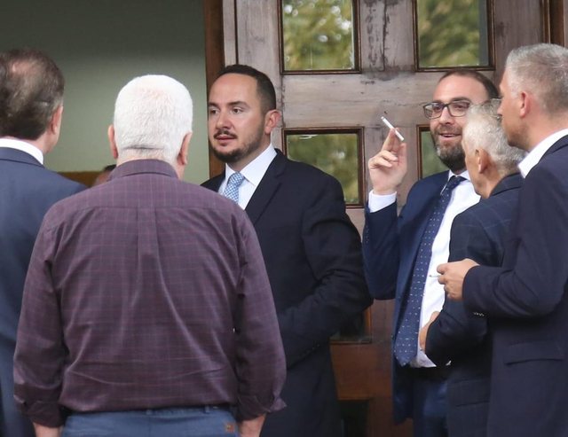 Dosja ‘Babale’! Salianji në Apel me grup deputetësh demokratë presion gjyqtarëve! Prokurori kërkon 1 vit burg, avokatët pafajësi! Gjykata vendos më 26 shtatori