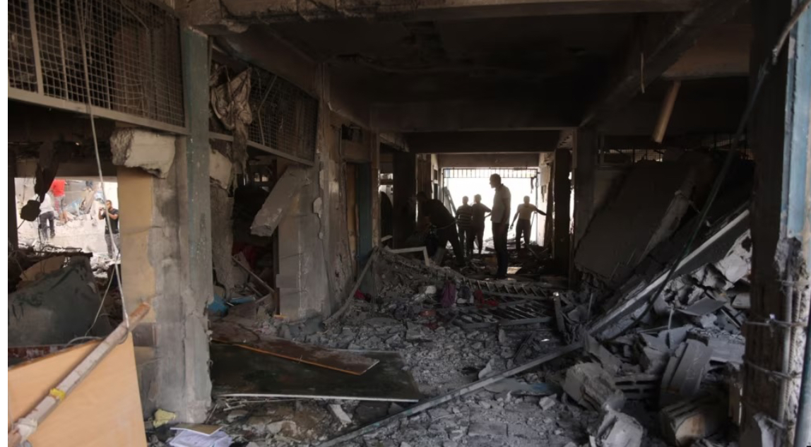 Sulmi izraelit ndaj shkollës në Gaza shkakton 22 të vdekur