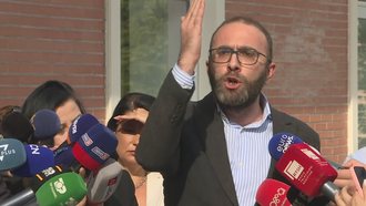Bardhi flet pas mbledhjes së grupit të PD: Nesër do jemi të gjithë në Kuvend! Na kanë shpallur luftë dhe ne do u përgjigjemi