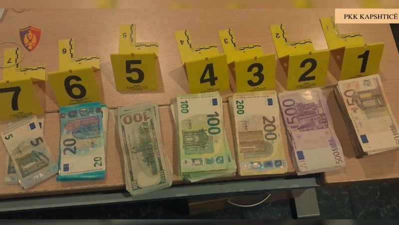 U kap me rreth 28 mijë euro në Kapshticë, procedohet 50-vjeçari! Ja ku i kishte fshehur paratë