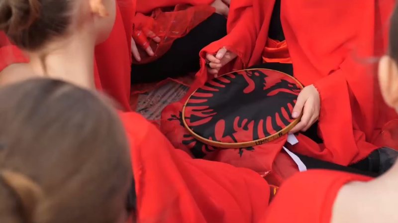 Politika uron Ditën e Pavarësisë: Rama shpërndan videomesazh, Meta uron nga burgu