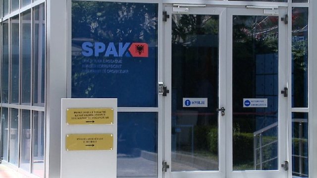 SPAK merr në dorë “Mikrokreditë”! Prokuroria e Tiranës dyshon se mashtrimi u krye nga një grup kriminal