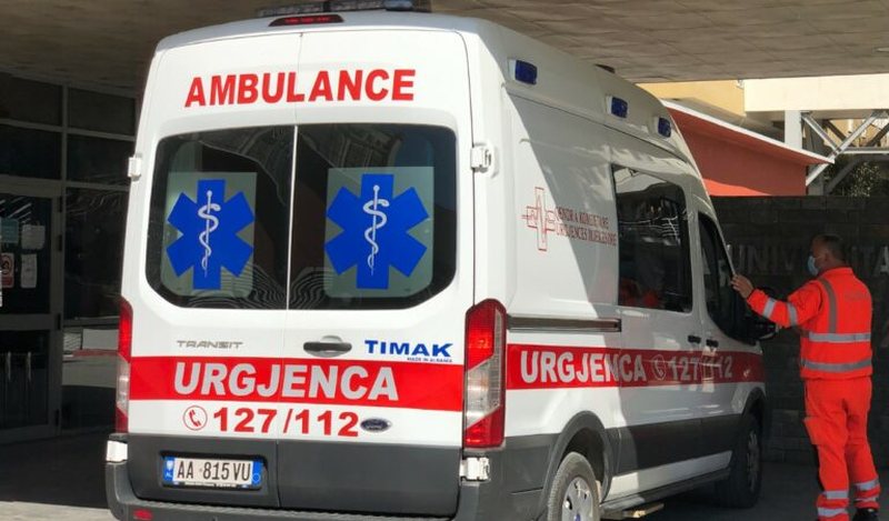 Po rregullonte antenën, kryefamiljari në Durrës bie aksidentalisht nga lartësia dhe humb jetën