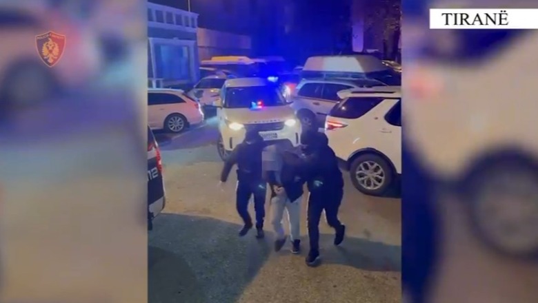 Goditet grupi i shpërndarjes së drogës, 4 gazetarë të arrestuar! Në zyrën e portalit Publik.al (live) në ish-Bllok gjenden dhe pajisje për kultivim kanabisi