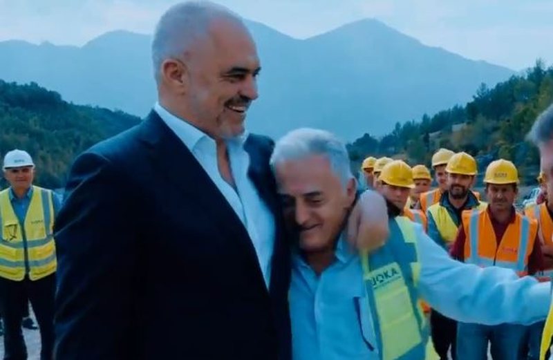 Bitisi Rrugën e Arbërit / Rrok Gjoka përlan koncensionin 475 milionë euro për Kashar-Lekaj, 4 herë më shtrenjt se Greqia