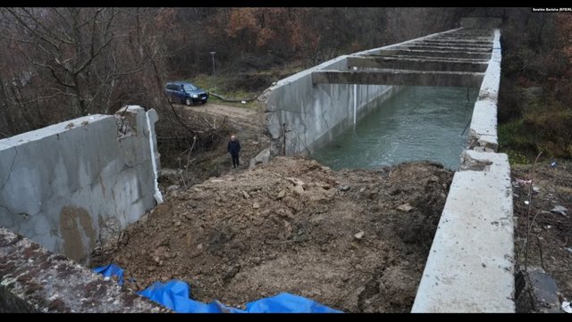 Shpërthimi në Zubin Potok, Kurti: Po punojmë për të garantuar furnizimin me energji elektrike dhe ujë