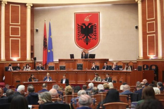 Sot Kuvend/ Opozita interpelancë me ministren Manastirliu për vrasjen e Martin Canit