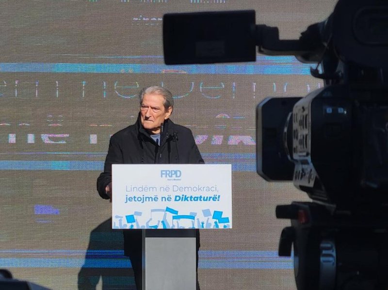 Berisha sulmon Soros nga ‘Qyteti Studenti’: Arrestuan një gjysmë pensionist si unë