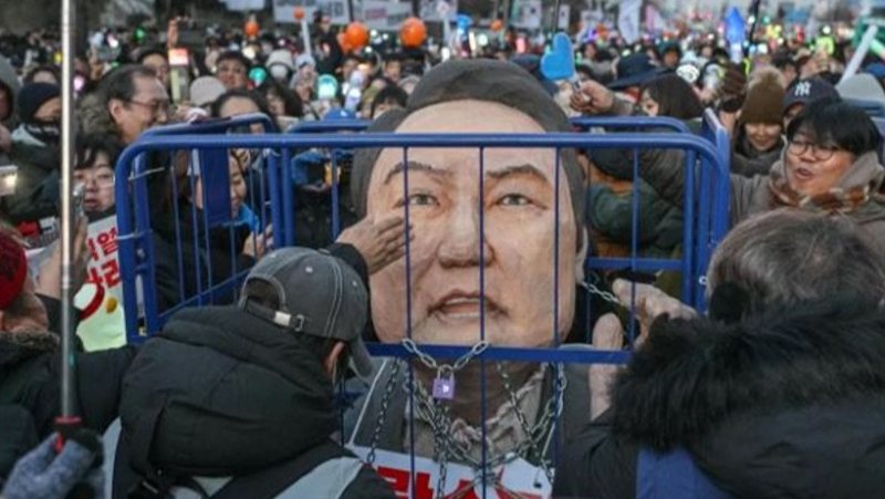 Zhyti vendin në kaos politik, Parlamenti i Koresë së Jugut shkarkon presidentin